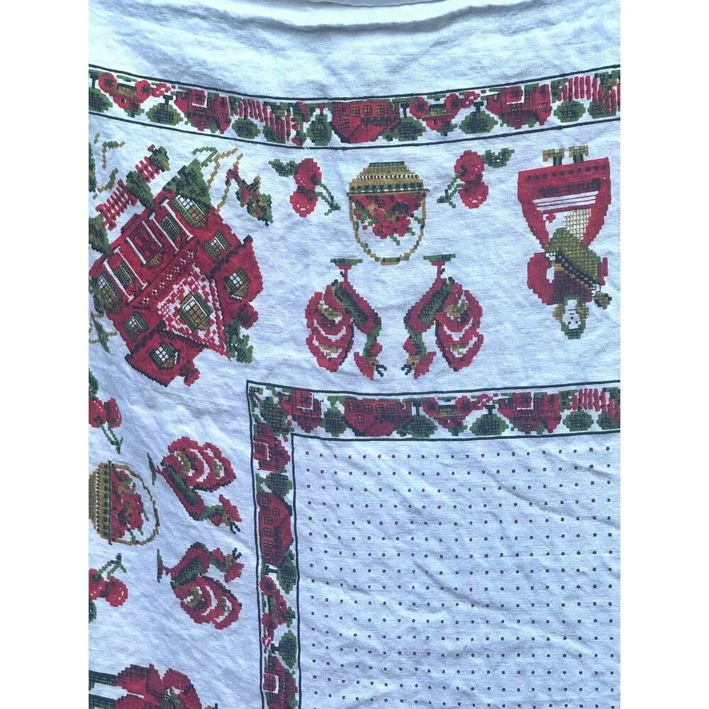 Pristine Mid Century Parisian Prints Printed Tablecloth Country Sampler 50x66